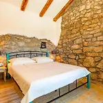 Two-bedroom In * Šmrika