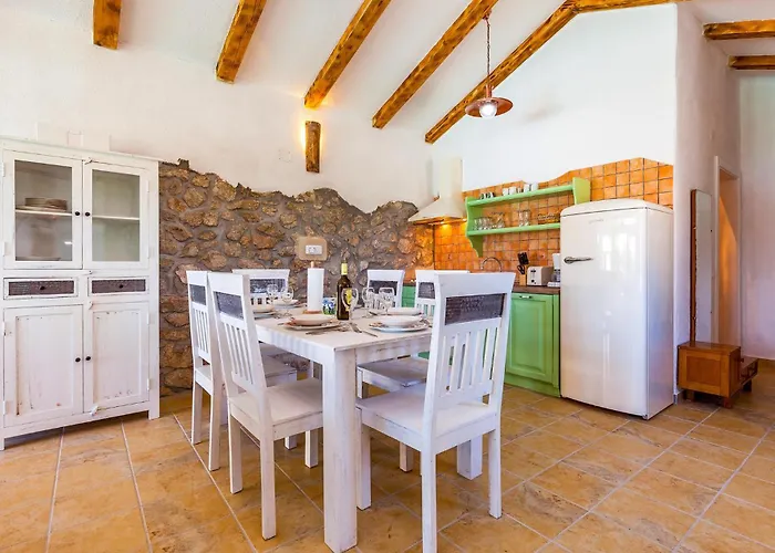 Feriehus Two-bedroom In Šmrika